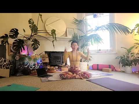 Y44 - Kundalini - Hatha, Yoga Practice, Yoga Full Session, Yoga with Apple. Fire up the life force.