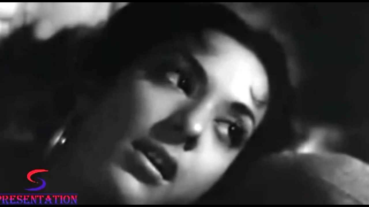 Meri Aankhon Mein Bas Gaya Koi Lyrics  | Barsaat | Nargis, Raj Kapoor | Lata Mangeshkar | Jaikishan Dayabhai Panchal, Shankar Singh Raghuvanshi