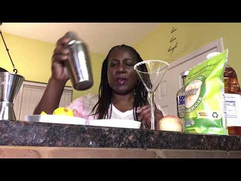 Cocktails with Sandra - White Cosmopolitan -