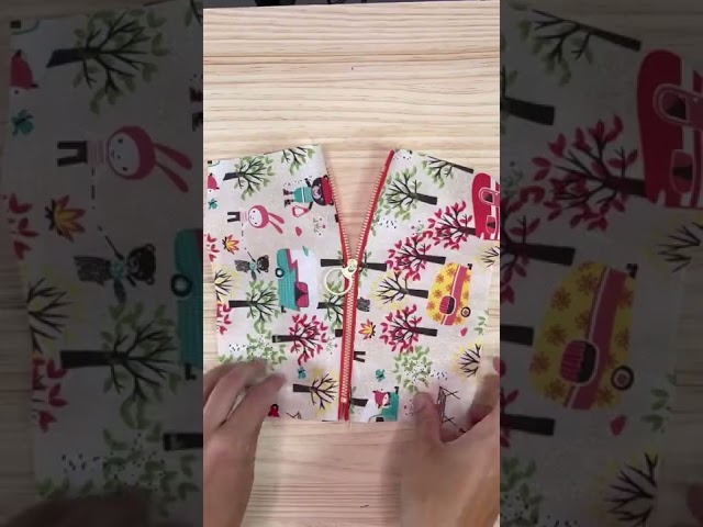 Vídeo relacionado con Shamoparty Caja de Lápices Mágica para Niños y Estudiantes Jóvenes, Estuches Escolares, Encantadora Portada Animada [Negro-D]