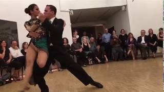 Gonzalo Angeles y Natalia Peña in Cafè Dominguez all'Elisarion-Minusio-Svizzera