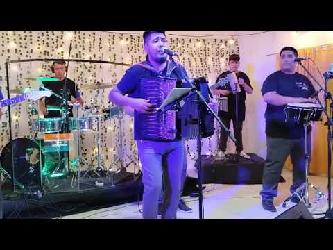 Grupo Renacer- Medley Coros: Sol de la mañana- En la cruz- Llenas hoy mi corazón.(Cover)