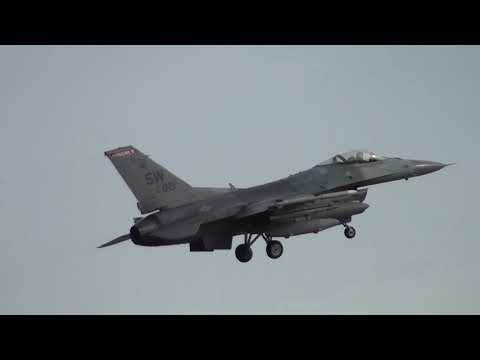 U.S Air Force Lockheed Martin F-16CJ Fighting Falcon (90-0821) Landing Moron Air Base LEMO