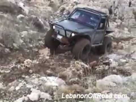 Testing a custom off roader based on a Land Rover Discovery mk1 the Disco "Dyno"