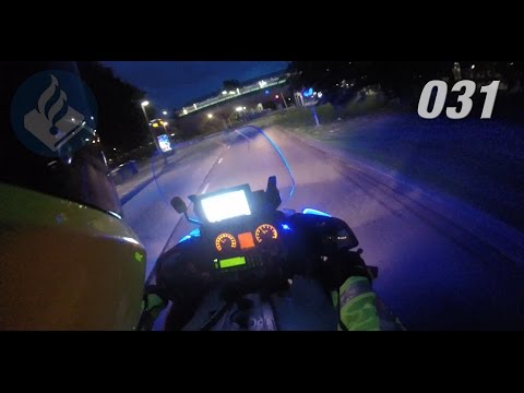 Politie nachtdienst op de motor. Vlogger Jan-Willem. NR 31