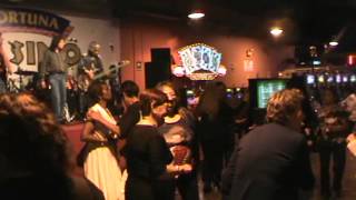 GRUPO DE ROCK "REVOLVER " - EN CASINO FORTUNA DE RISSO - TEMA GUAJIRA - DE CARLOS SANTANA