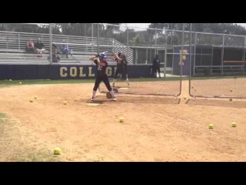 Marissa Chavez 2017/Cal A's 18 u /hitting