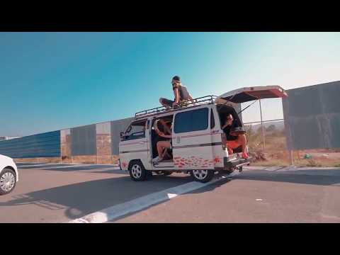 DJ Hamida feat  Dakka TiiwTiiw   'Chouwaya Chaabi' clip officiel