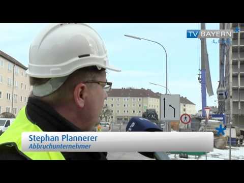 Megakran am Justizgebäude in Hof - TV BAYERN LIVE* am 09.02.2014