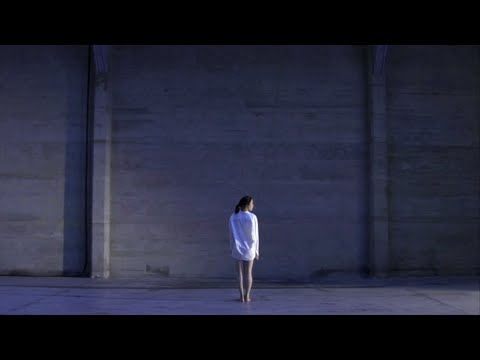 Thumbnail of the video: Li Ling's Performance | The Princess of Nebraska (2007)