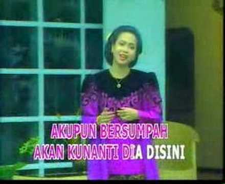 Jembatan Merah - Sundari Soekotjo
