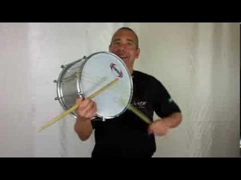 Dudu Tucci plays Caixa - kalango.com