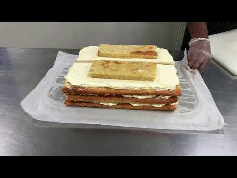 How To Make A GIANT LIPS CAKE by SebSugar