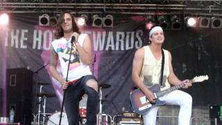 The Hot Stewards - Spin Me Round (Live @ Good Heavens Festival, Oldenzaal 2 juni 2011)