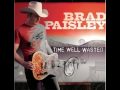 Brad Paisley - She's Everything (Lyrics)