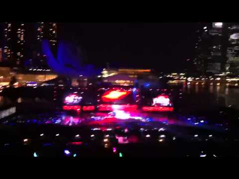 SMTOWN SG- Lucifer (Shinee)
