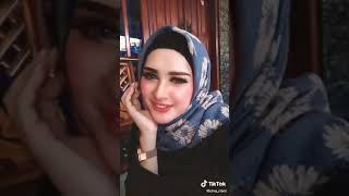 Download lagu KECANTIKAN  HIJABERS |||ULVA RIANI mp3