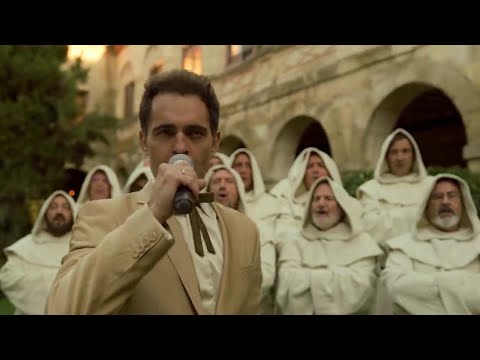 Netflix, comincia  "La Casa di carta 4": Berlín canta "Ti Amo" al suo matrimonio