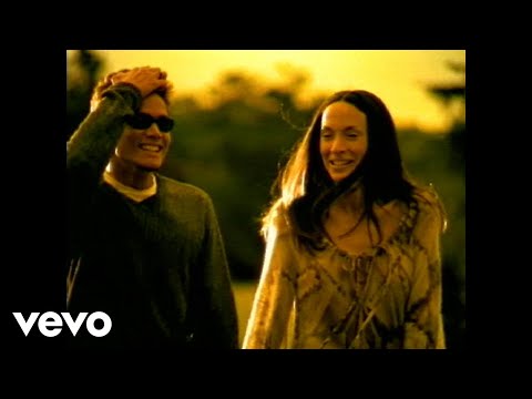 Emanuel Ortega - A Escondidas (Official Video)