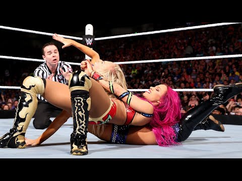 Sasha Banks vs Summer Rae RAW 04/04/2016 (in English)