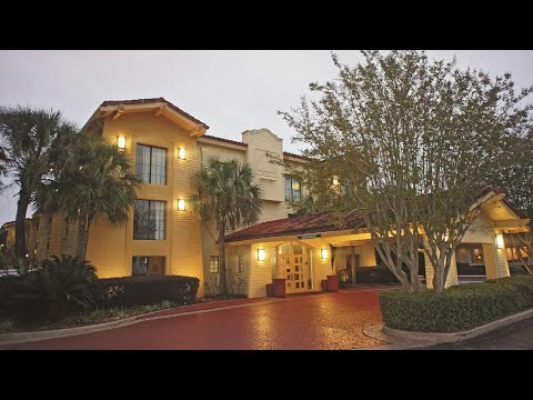 La Quinta Inn by Wyndham Pensacola | Pensacola (FL), United States | Hotel Review🏨