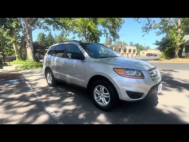 2011 Hyundai Santa Fe - Image 12