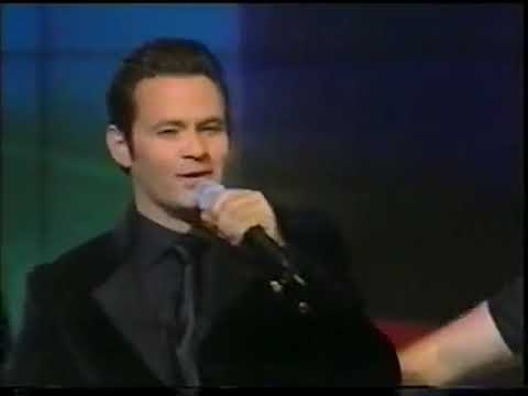 Paul McDermott - It's Good News Week / Auld Lang Syne (GNW)