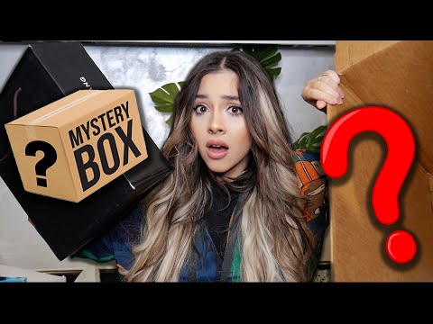 DESCHID un MYSTERY BOX din AMERICA *cadouri de ziua mea*