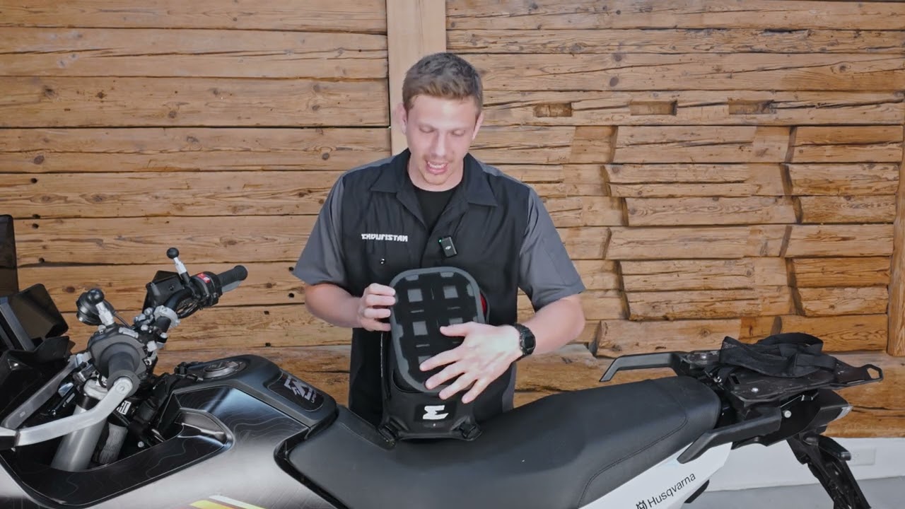 Enduristan Sandstorm 5.06 Tank Bag Video