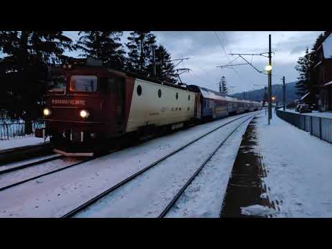 Tren R3005 Bucuresti Nord - Brasov intra in statia Poiana Tapului cu 41-0860-7 -  17.01.2021