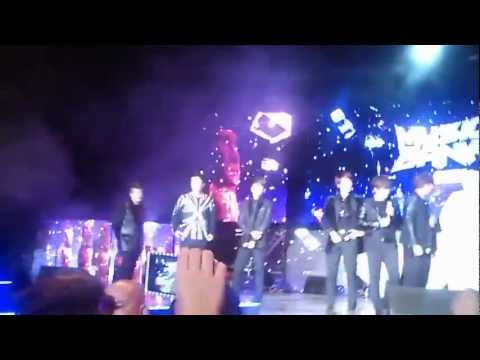 121102 Music Bank In Chile - Super Junior (LeeTeuk Moment)  VIP ~[HD] K-pop