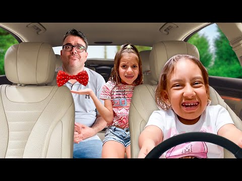 I became a NANNY for a day    l   Maria Clara pretends to be a nanny