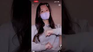 ぷるぷるさせすぎな乳♡