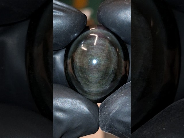 حجر عين الملكه طبيعي مفحوص و موثق بشهادة مختبر