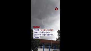 Download lagu Ngeri! Pusaran angin muncul di tengah badai di Bojonggede, Bogor mp3