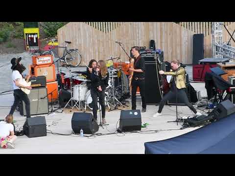 2018-07-26. Mothers Superior, Amfieteatern Källparken.