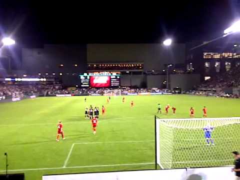 Abby Wambach Goal vs. Canada (Jeld Wen Field 9/22/2011)