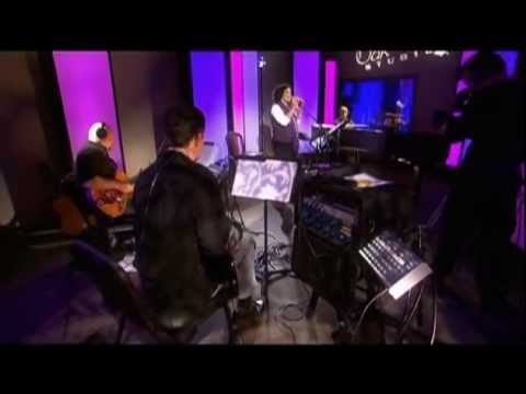 Judy Jacobs sings Worthy  Live at Oaktree