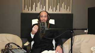 מדברים מרבי נחמן מברסלב   עונג הנחל נובע   שמות (הרב מאור קריו) - התמונה מוצגת ישירות מתוך אתר האינטרנט יוטיוב. זכויות היוצרים בתמונה שייכות ליוצרה. קישור קרדיט למקור התוכן נמצא בתוך דף הסרטון