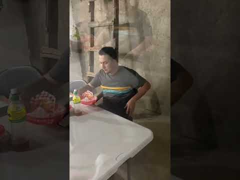 AL CLIENTE LO QUE PIDA