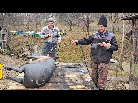 Tradiții Ciobanesti Românești cu FRATII GOSPODARU'.Aproape de sărbători.LA PIETRICEAUA.