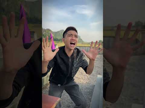 Cả Làng Phì Cười Vì Cậu Bé 🤣 #shorts