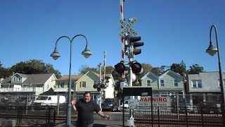 preview picture of video 'Pedestrian Railroad Crossing Signal Scares The Hell Out Of Man'