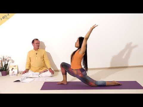 Halbmond mit verschränkten Daumen - Yoga Asana Lexikon