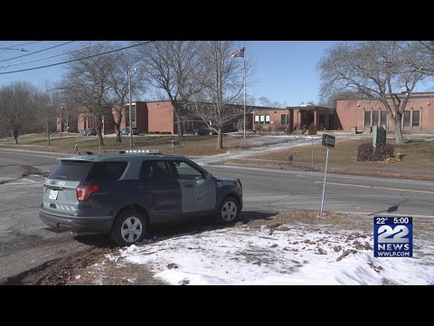 Bomb threat led to shelter-in-place order at South Hadley middle school