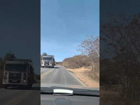 🚗⛰️ Passando pela Serra de Igaporã, Bahia! Veja as paisagens incríveis dessa estrada.