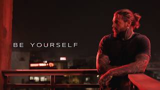 R&B Playlist for Men Who Don’t Chase — They Attract