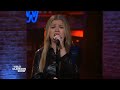 Kelly Clarkson - Fighter (Cover Christina Aguilera) (Live on The Kelly Clarkson Show)