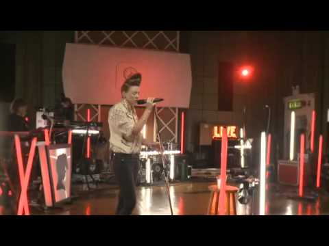 La Roux - Tigerlily Live At BBC Maidevale Studios