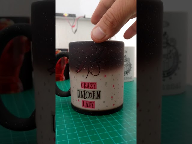 Vídeo relacionado con Mopec GB258 Taza cerámica Sant Jordi, con 6 Bombones, 325 milliliters